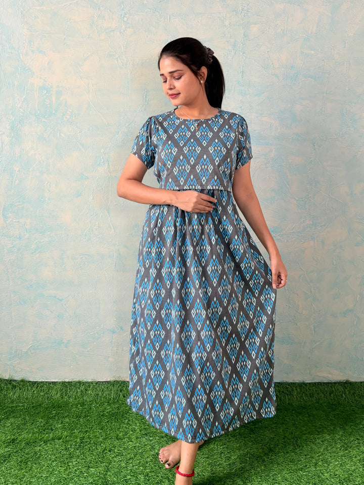 Pale Black - Zipless Maternity and feeding wear - Midi length