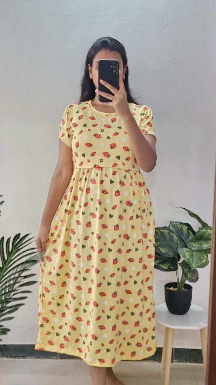 Red Berry - Zipless Maternity and feeding wear