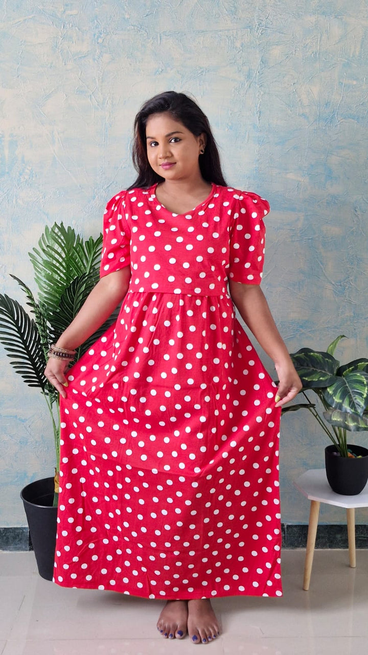 Red Dot - Zipless Maternity and feeding wear