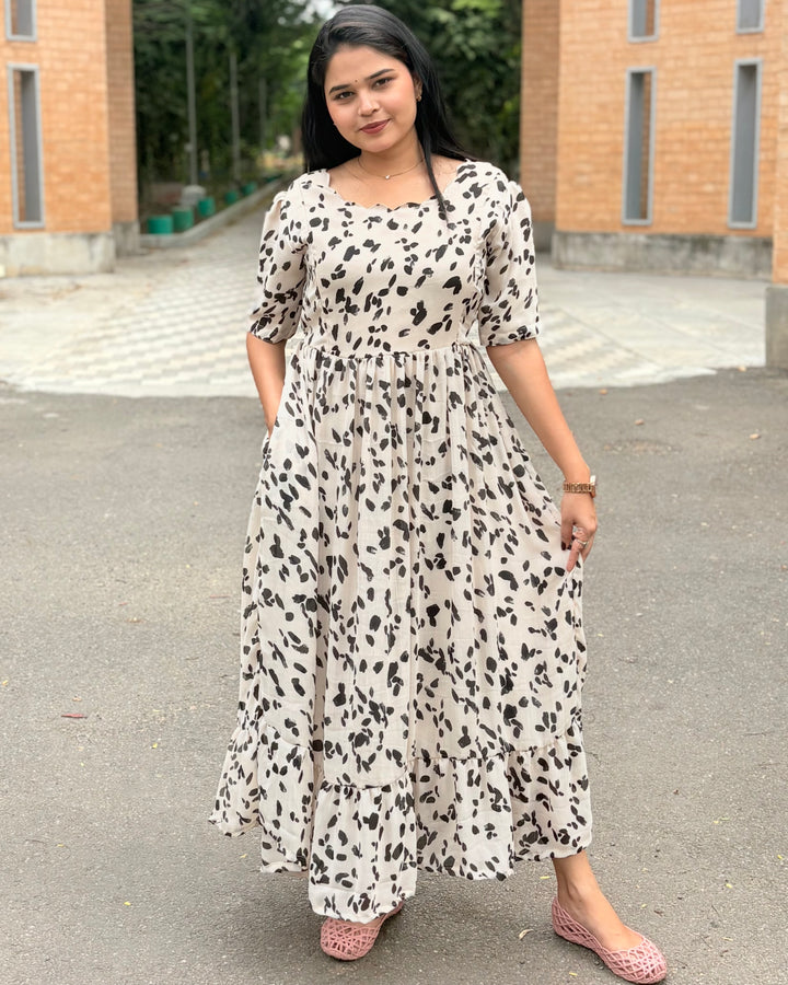 Snow Leopard - Georgette Feeding wear