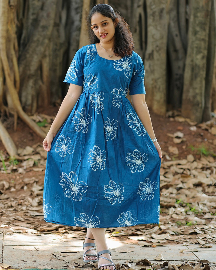 Bloom Maternity & feeding wear with side zips