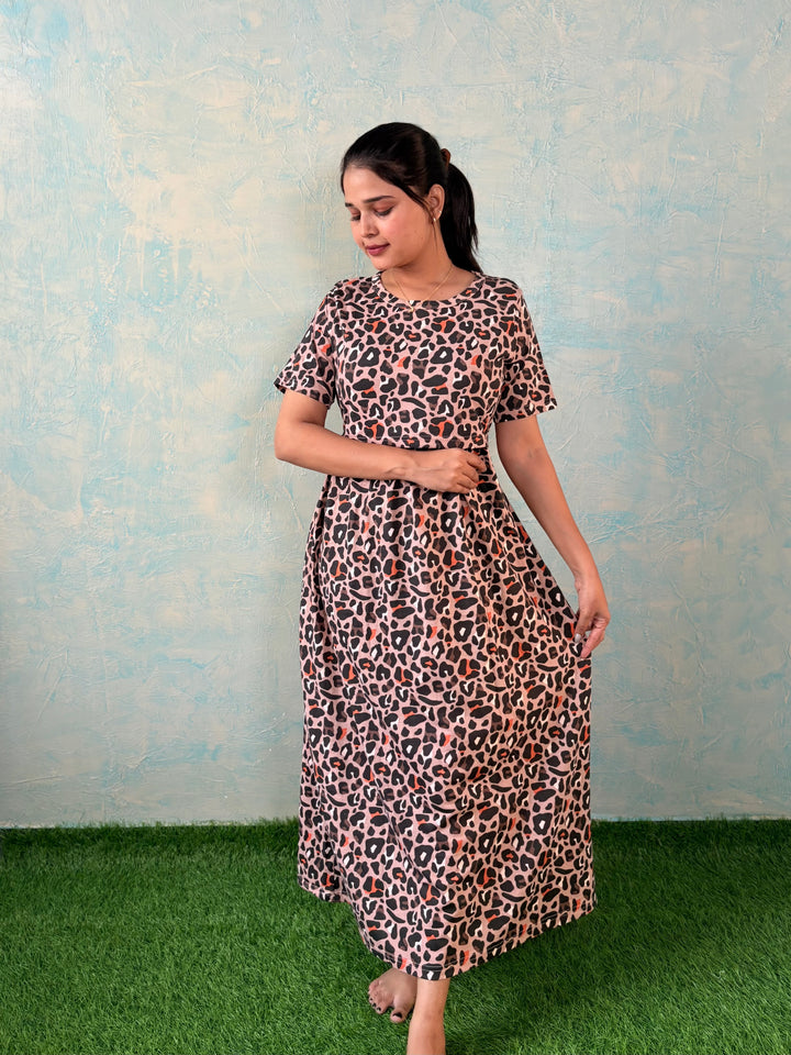 Liger - Zipless Maternity and feeding wear - Midi length