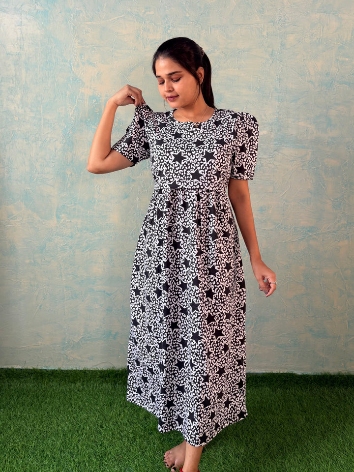 Jacky - Zipless Maternity and feeding wear - Midi length