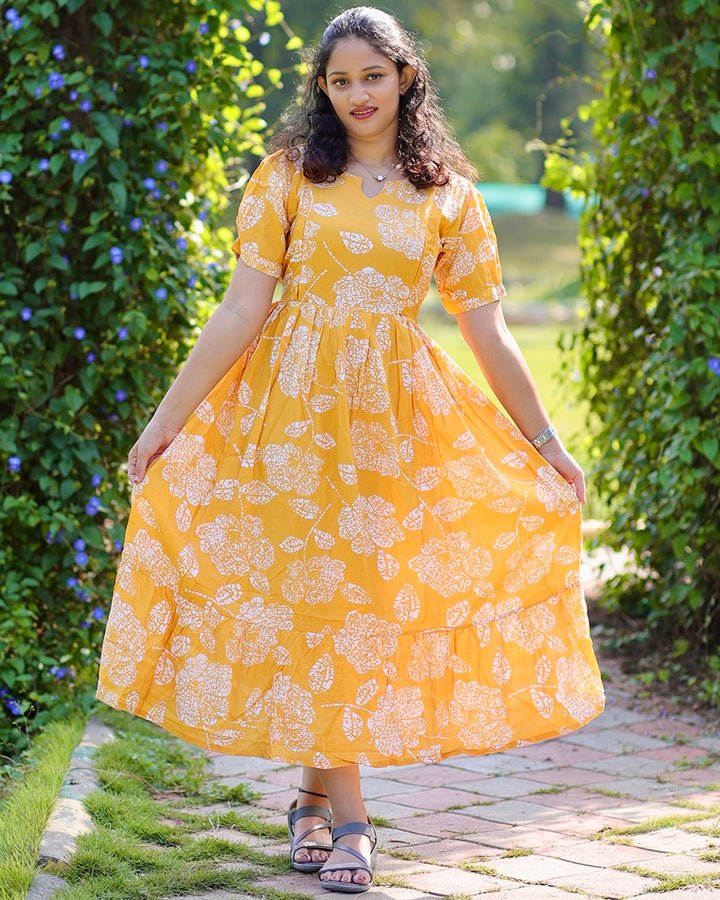 Yellow Spider - Maternity & feeding wear with side zips